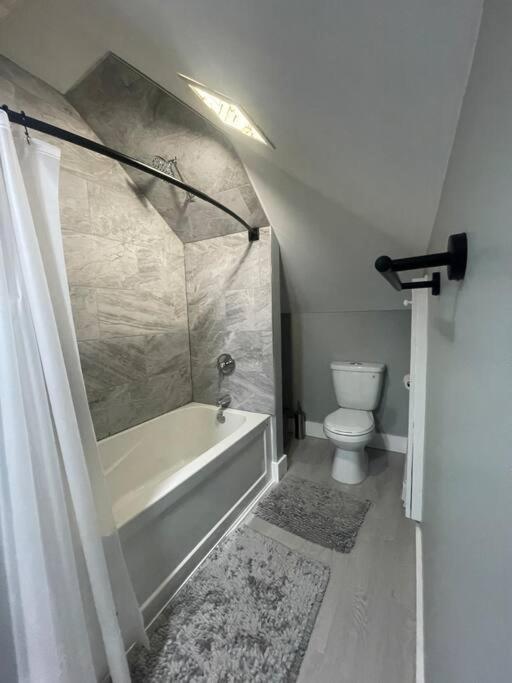 Unique Modern Luxury 2 Bedroom Apartment Rental Chapleau Zewnętrze zdjęcie